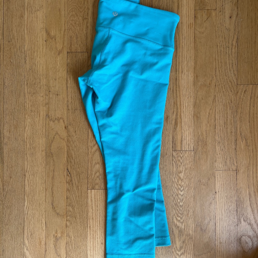 Lulu lemon cropped running tights size 2